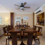 Cheerful Beach Front 3 Bedrooms Houselongo