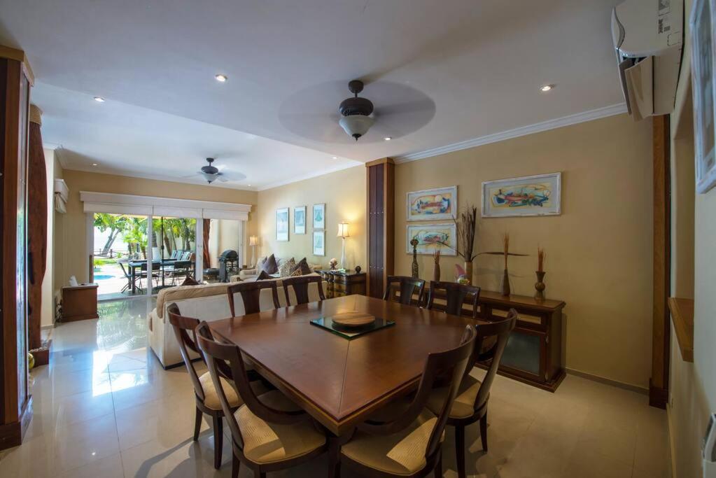 Cheerful Front 3 Bedrooms Houselongo Villa *