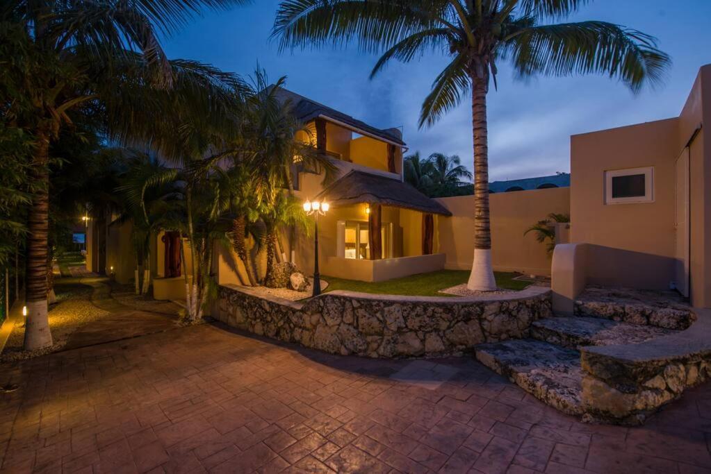 Cheerful Front 3 Bedrooms Houselongo Villa *