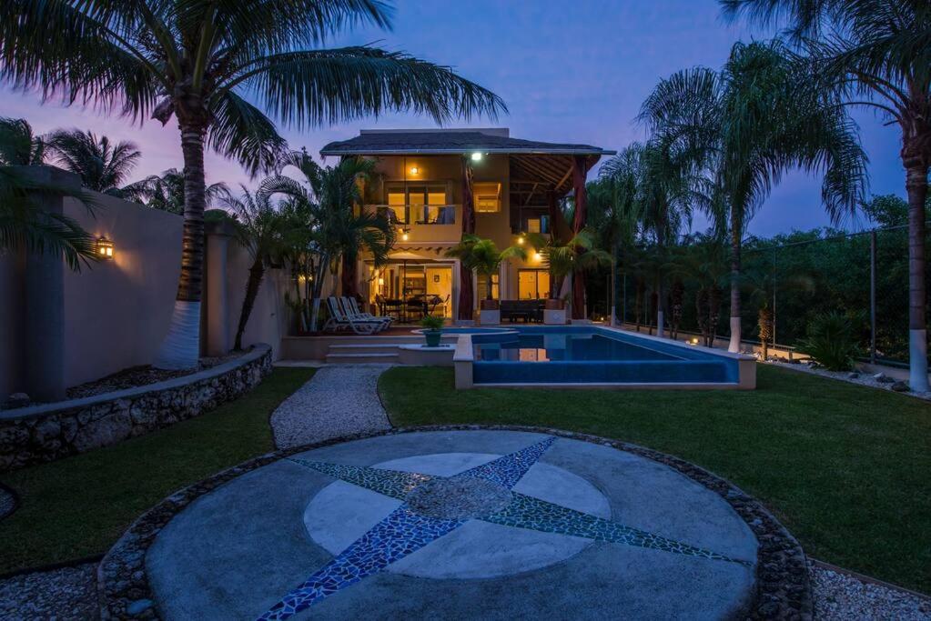 Cheerful Front 3 Bedrooms Houselongo Villa *