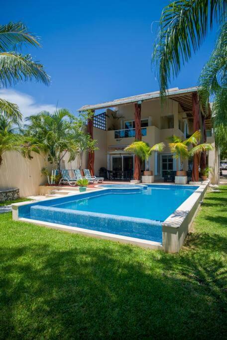 Cheerful Front 3 Bedrooms Houselongo Villa Isla Mujeres